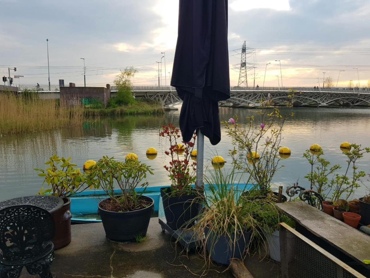 Euphrate Houseboat Hotell Amsterdam Exteriör bild