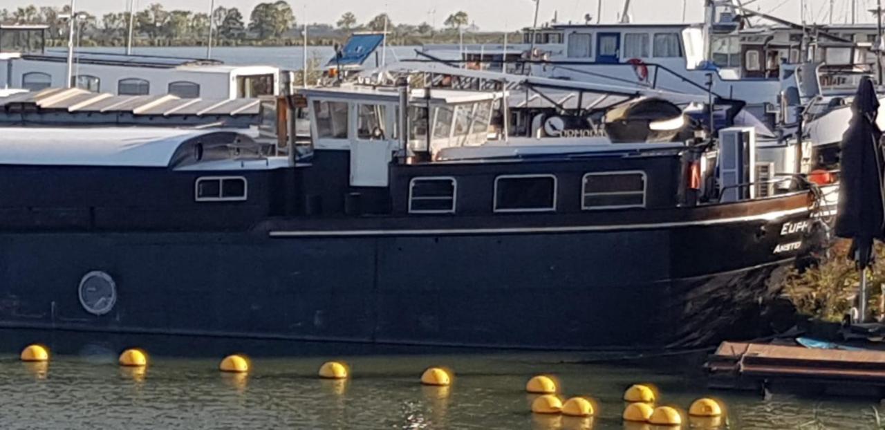 Euphrate Houseboat Hotell Amsterdam Exteriör bild